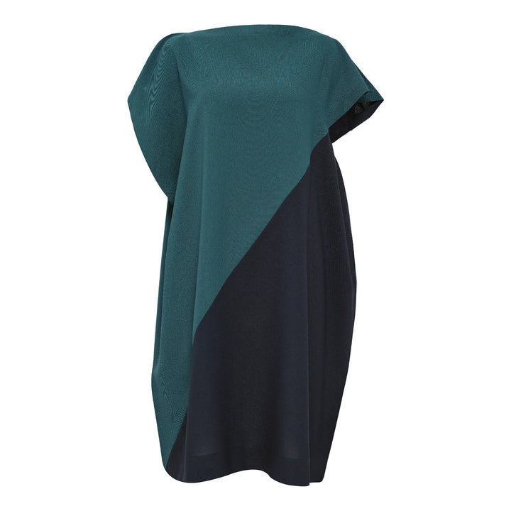 Flat T Bi Color Woven Dress