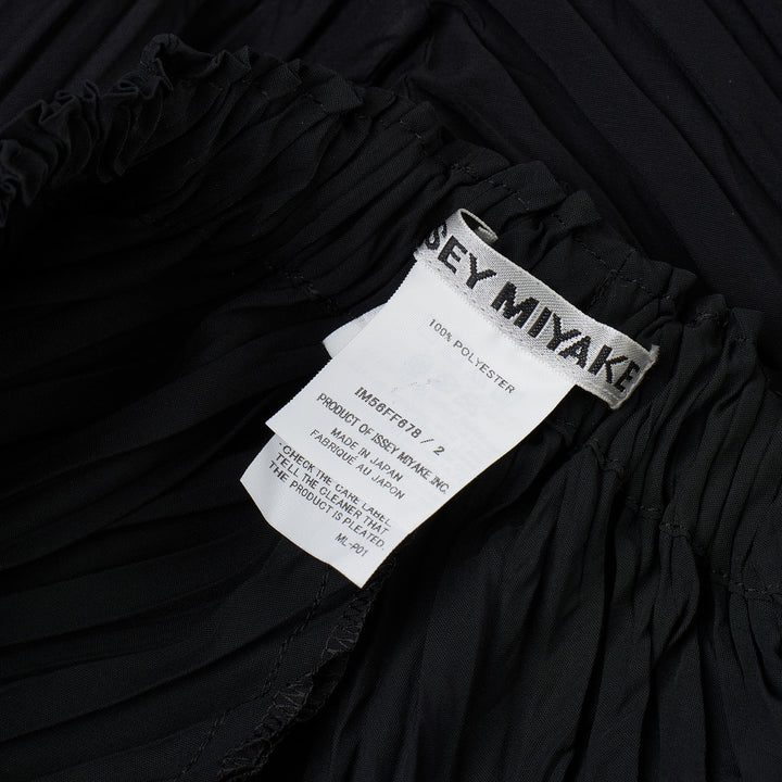Wrinkled And Twisted Pleated Pants