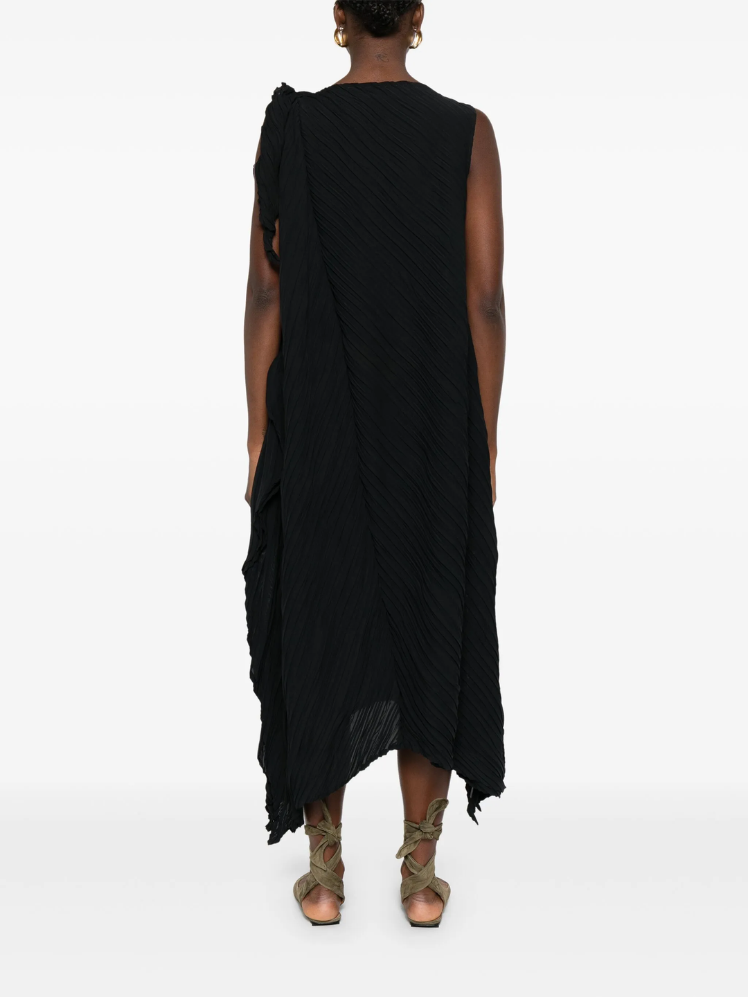 Wrinkled And Twisted Pleated Dress