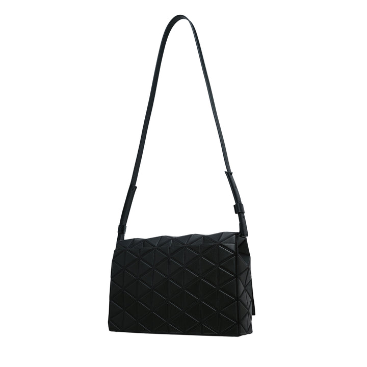 BAO BAO ISSEY MIYAKE Fossette Shoulder Bag Large – Available at Club 21, Official Retailer in Singapore, Malaysia & Thailand with Global Shipping Online