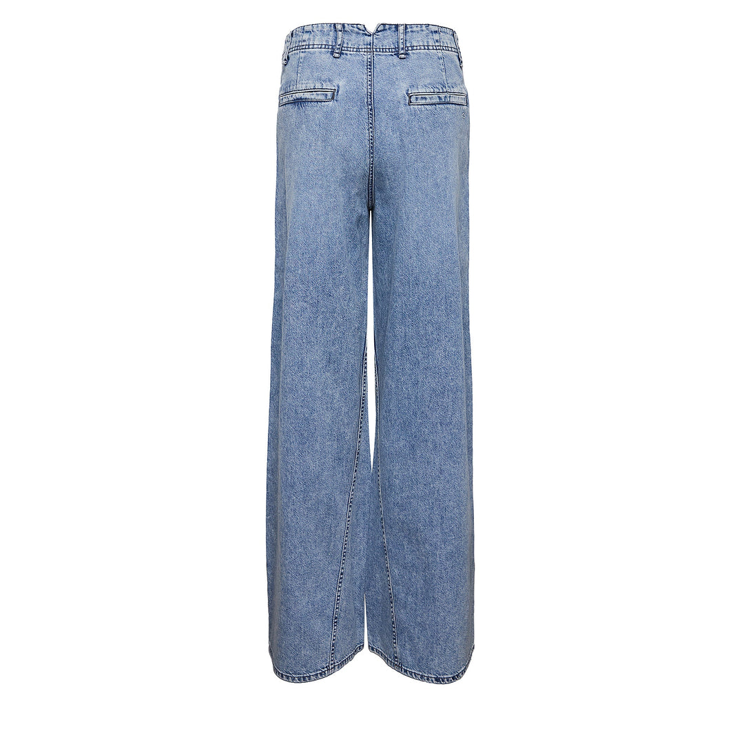 Featherweight Wide-Leg Sofie Jeans