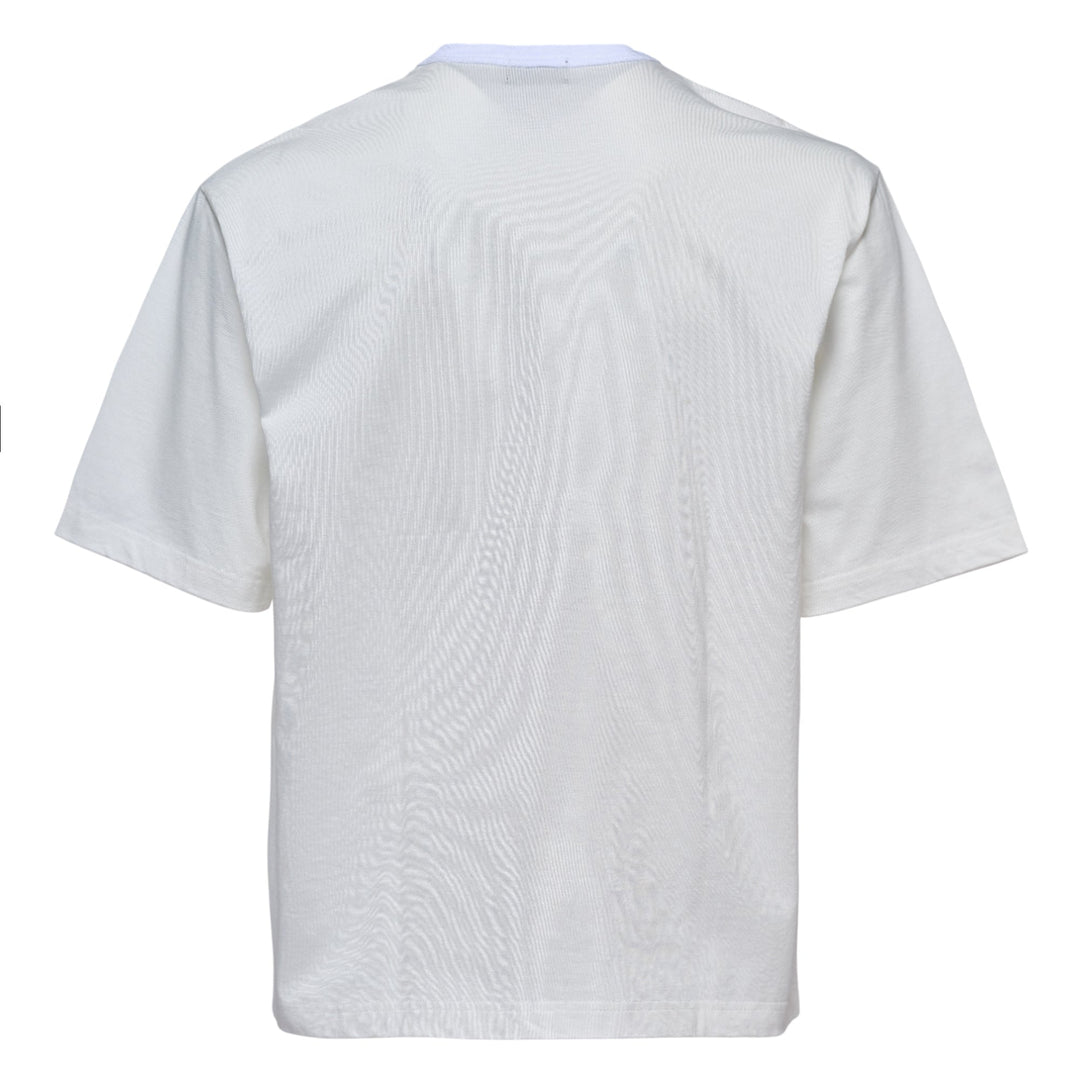 تي شيرت مزخرف بالأحجار