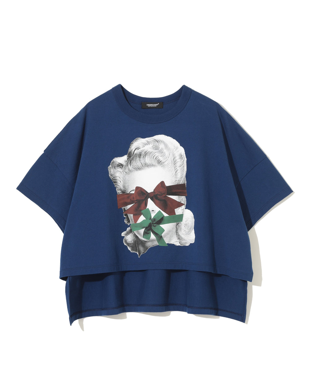 Ribbon On Statue Crop T-Shirt