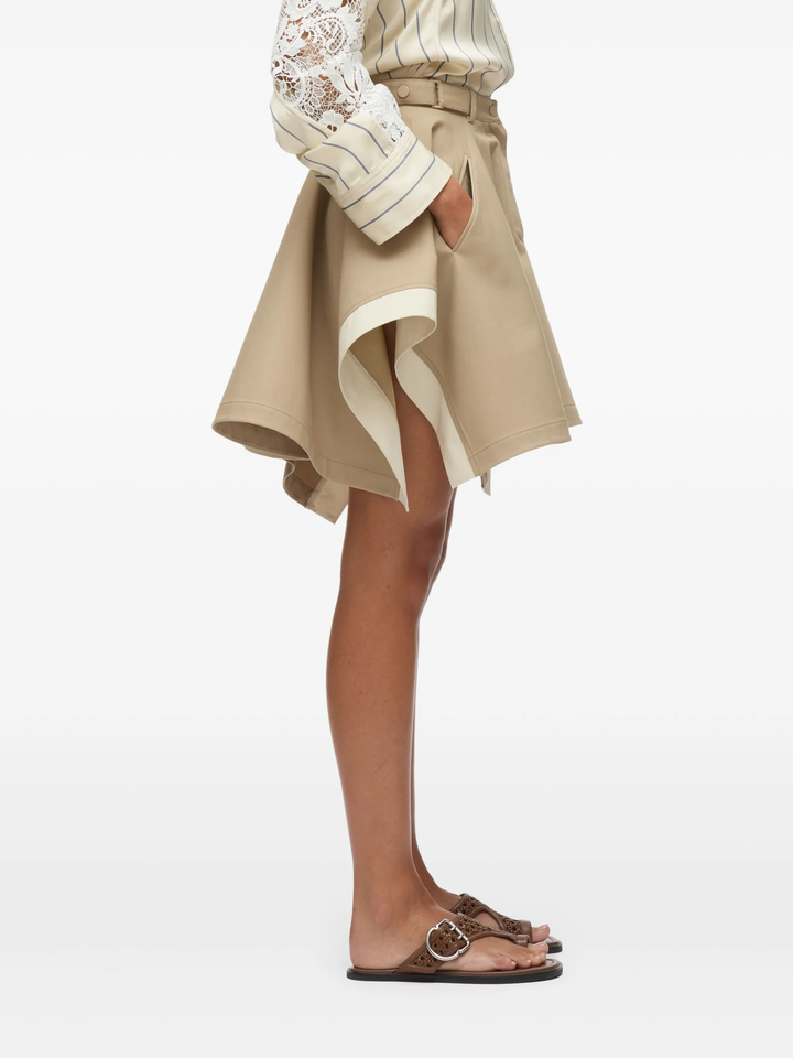 تنورة ميني مزخرفة