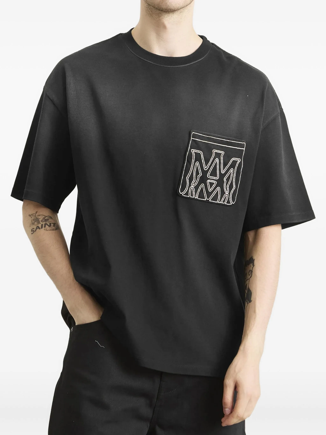 MA Outline Oversized Tee