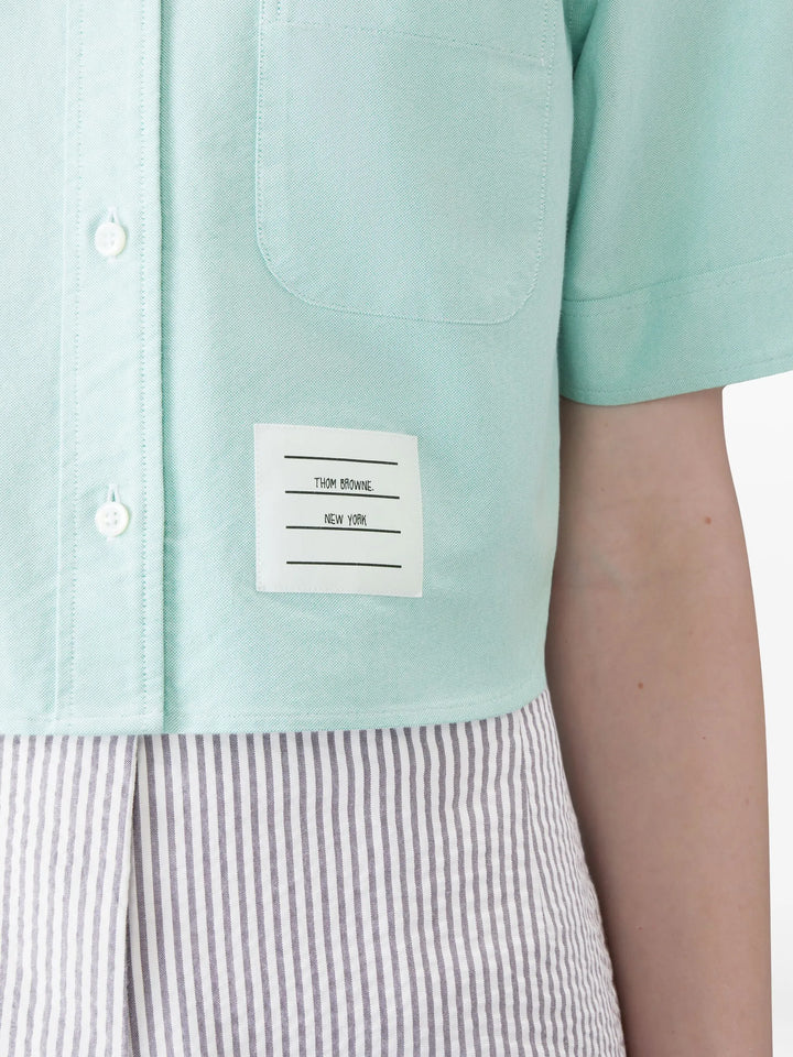 قميص أكسفورد قصير الأكمام للنساء