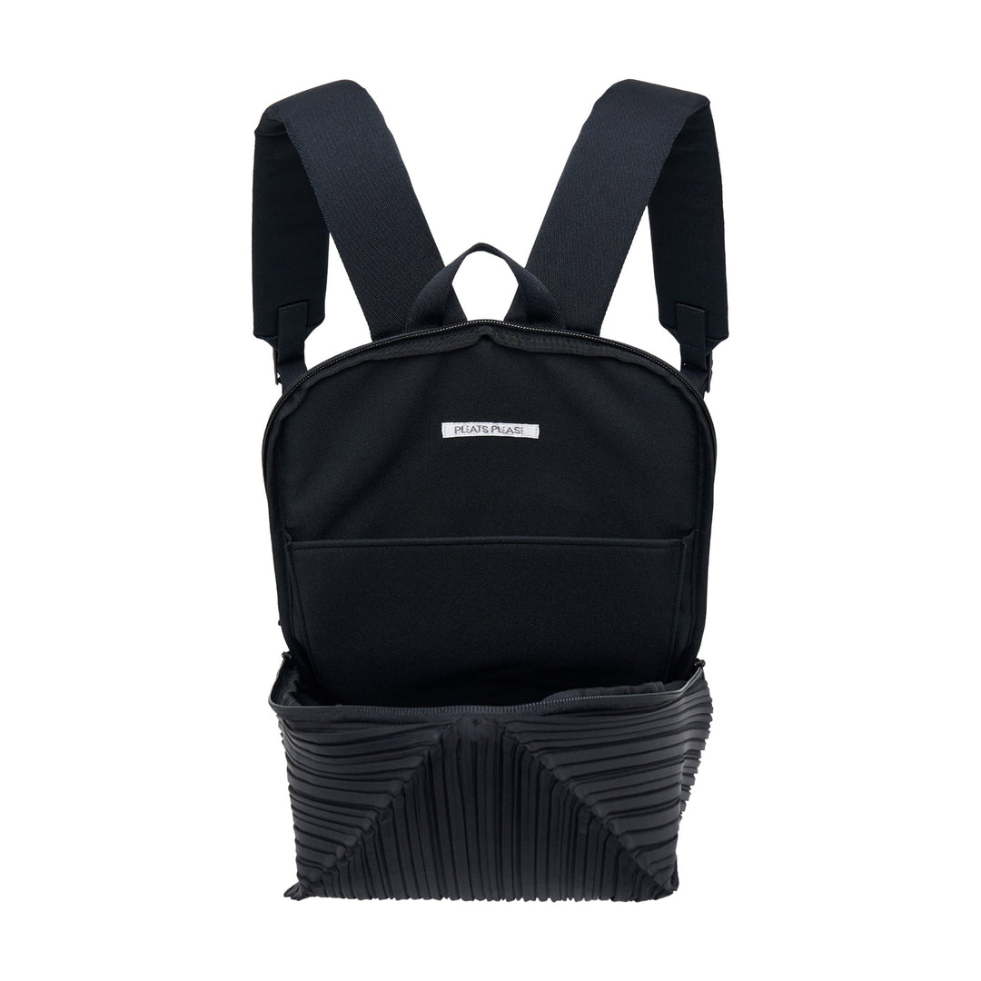 Oval Pleats Backpack