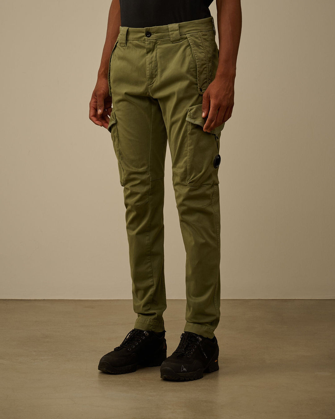 Stretch Sateen Ergonomic Lens Cargo Pants
