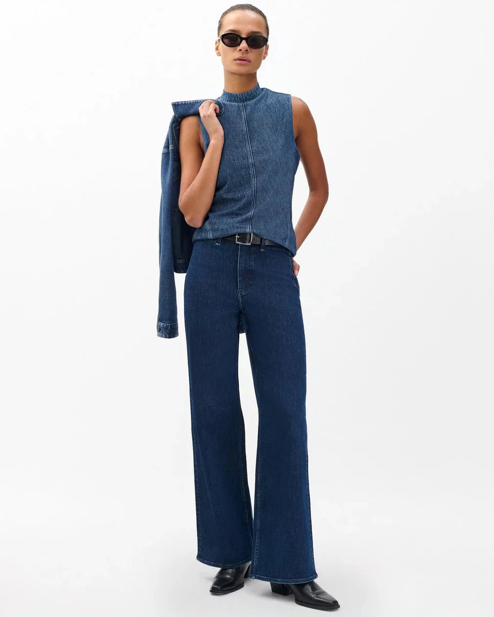 Miramar Sleeveless Mock Neck Tank