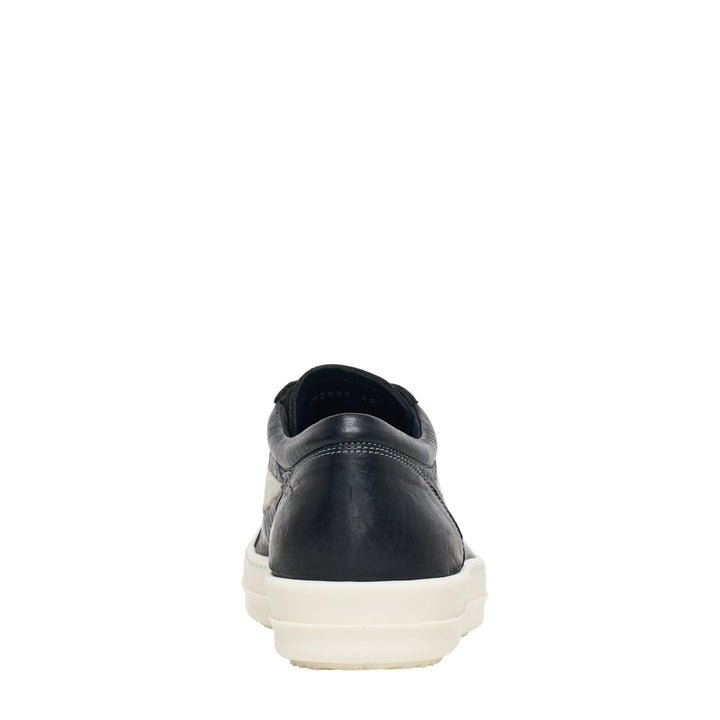Vintage Sneaks Tumbled Lamb