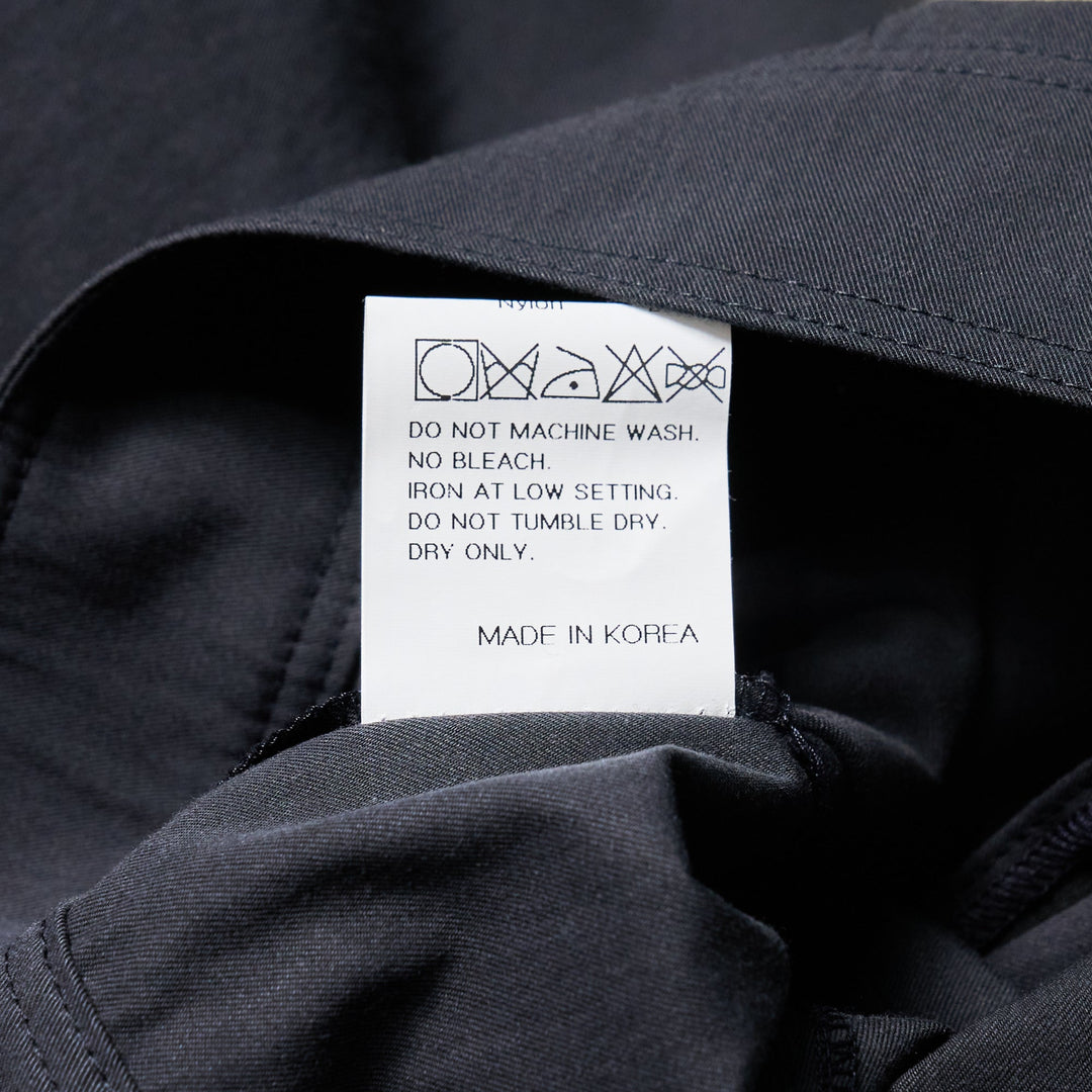 Navy Signature Cropped Trucker