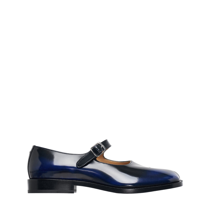 Maison Margiela Tabi Mary Jane Flat Shoes – Available at Club 21, Official Retailer in Singapore, Malaysia & Thailand with Global Shipping Online