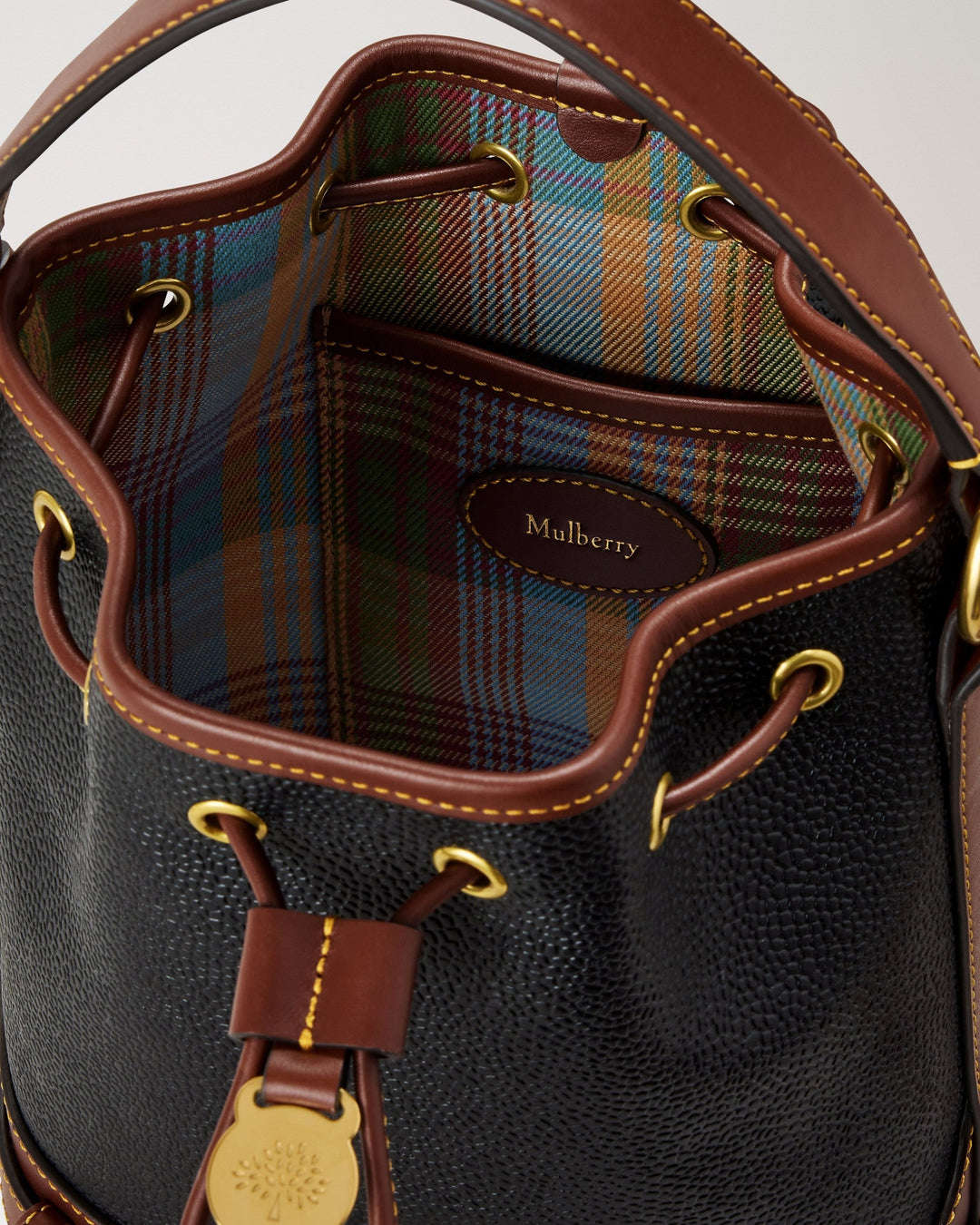 Small Scotchgrain Bucket