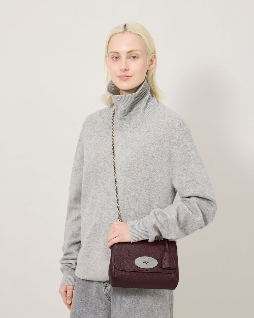Mulberry Lily Small Shoulder Bag – Available at Club 21, Official Retailer in Singapore, Malaysia & Thailand with Global Shipping Online