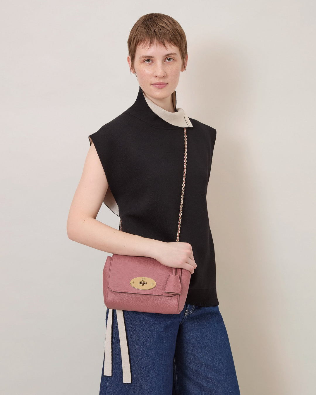 Mulberry Lily Heavy Grain Bag – Available at Club 21, Official Retailer in Singapore, Malaysia & Thailand with Global Shipping Online