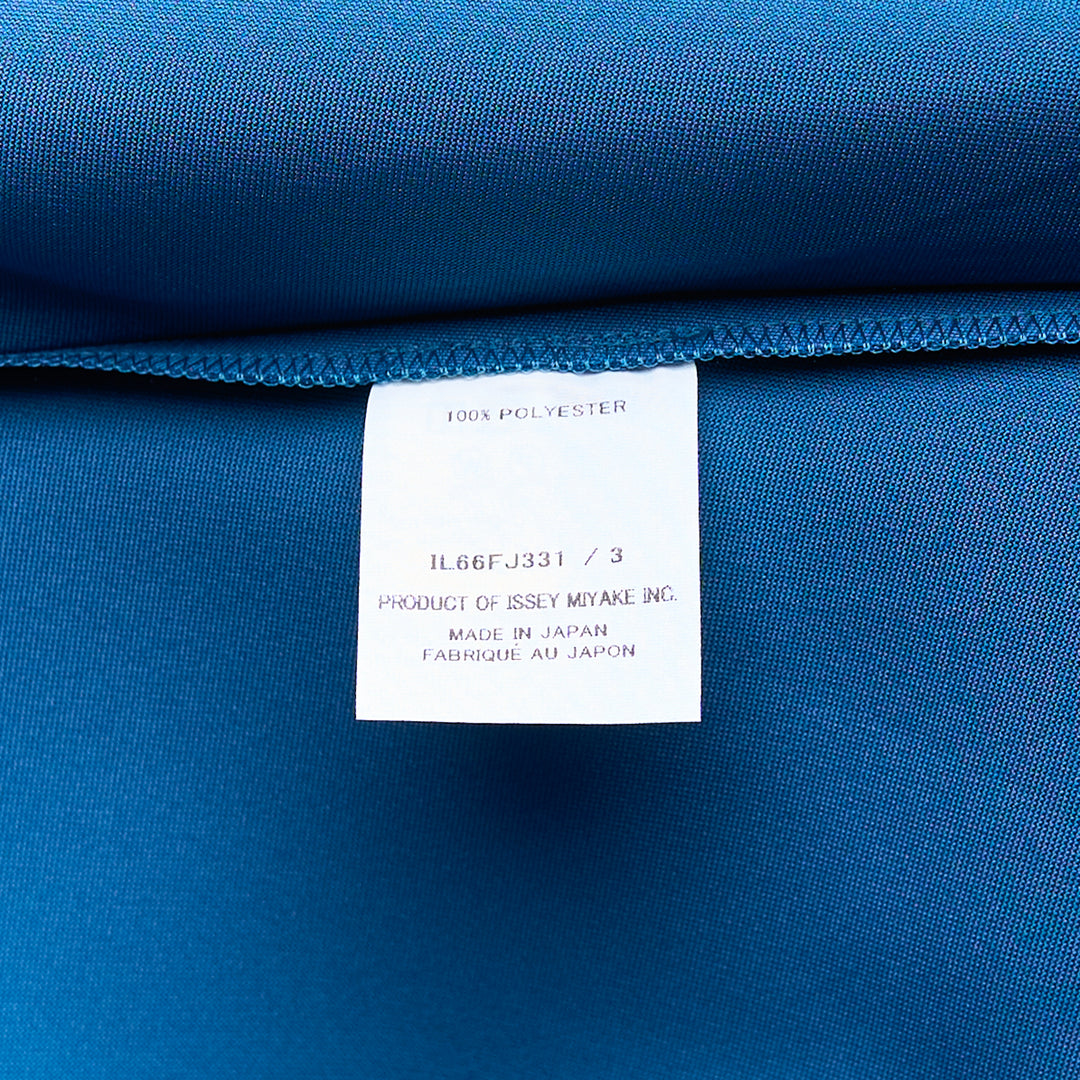 132 5. ISSEY MIYAKE Facet Solid Woven Tops – Available at Club 21, Official Retailer in Singapore, Malaysia & Thailand with Global Shipping Online