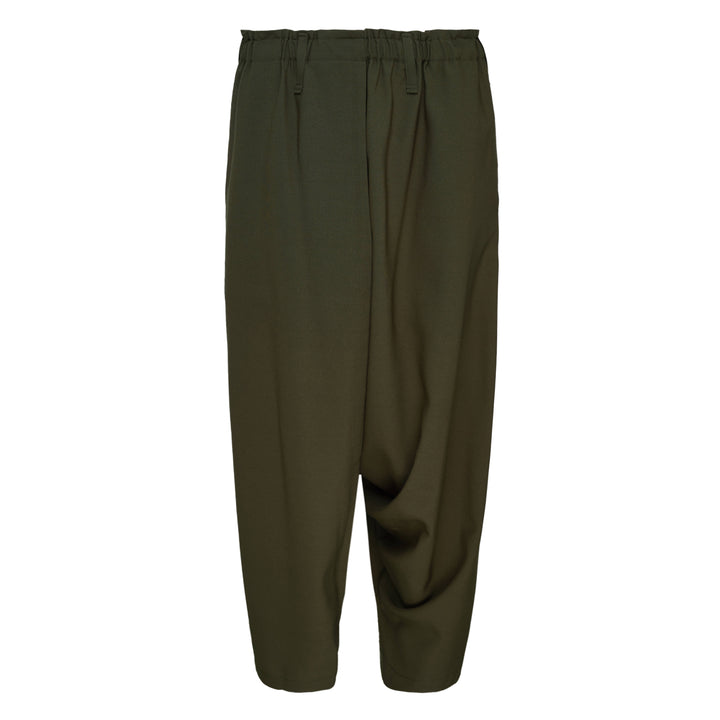 132 5. ISSEY MIYAKE Seamless Woven Pants – Available at Club 21, Official Retailer in Singapore, Malaysia & Thailand with Global Shipping Online