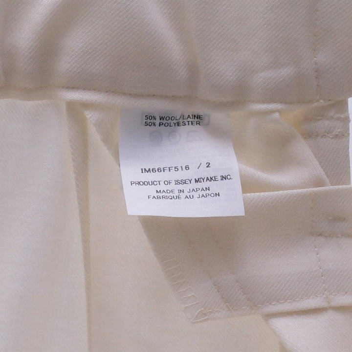 ISSEY MIYAKE Belted Wool Pants – Available at Club 21, Official Retailer in Singapore, Malaysia & Thailand with Global Shipping Online