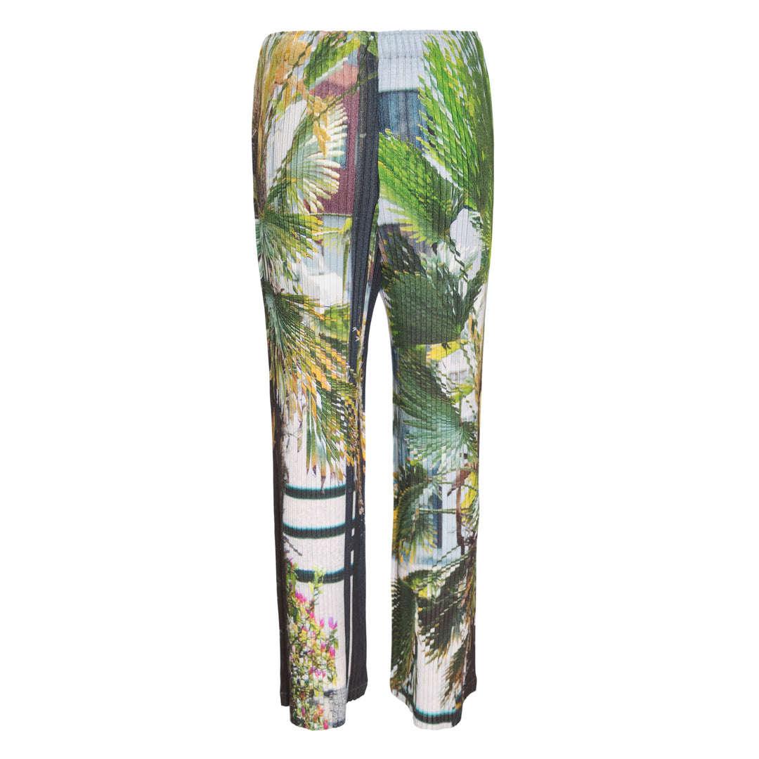 ISSEY MIYAKE Pleated Pants – Available at Club 21, Official Retailer in Singapore, Malaysia & Thailand with Global Shipping Online