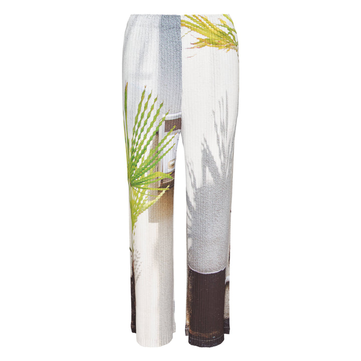 ISSEY MIYAKE Urban Jungle Pleated Pants – Available at Club 21, Official Retailer in Singapore, Malaysia & Thailand with Global Shipping Online