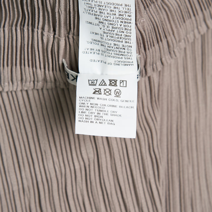 Hatching Pleated Pants