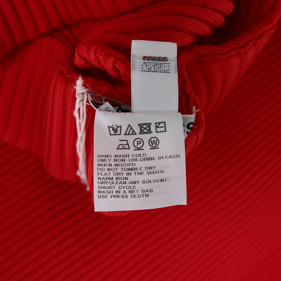 ISSEY MIYAKE Life Form Skirt – Available at Club 21, Official Retailer in Singapore, Malaysia & Thailand with Global Shipping Online