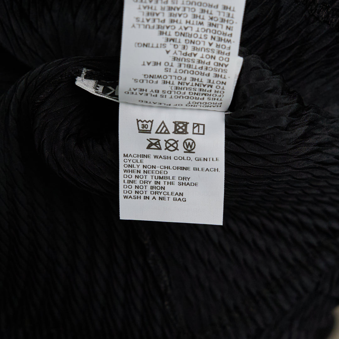 Adventitious High-Neck Knit Top