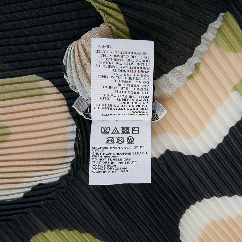 ISSEY MIYAKE Verve Pleats Stole - view 2