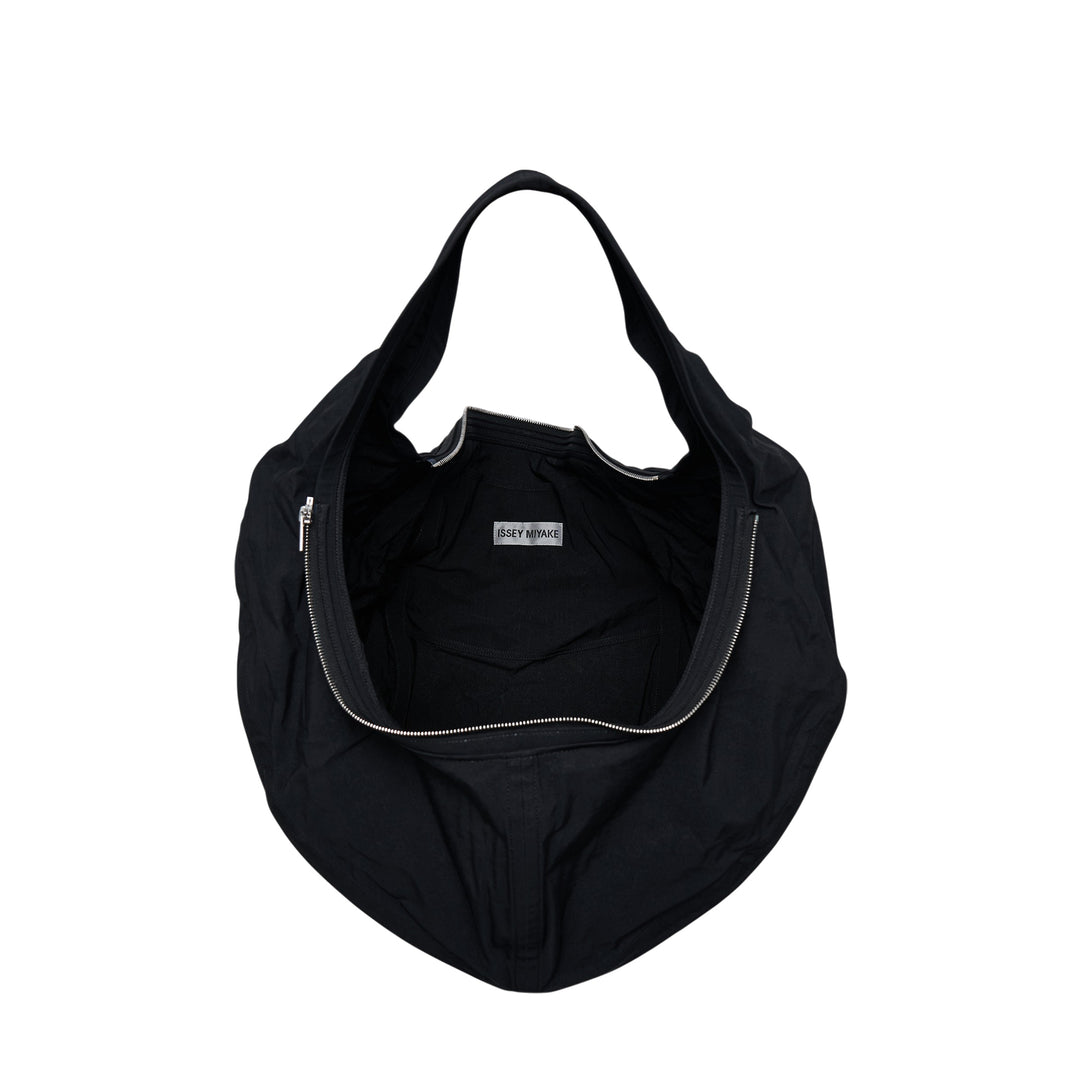 ISSEY MIYAKE Paper Balloon 2 Handbag – Available at Club 21, Official Retailer in Singapore, Malaysia & Thailand with Global Shipping Online