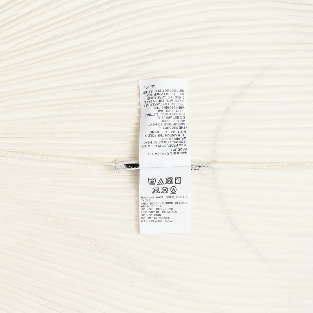 Hatching Pleated Jacket