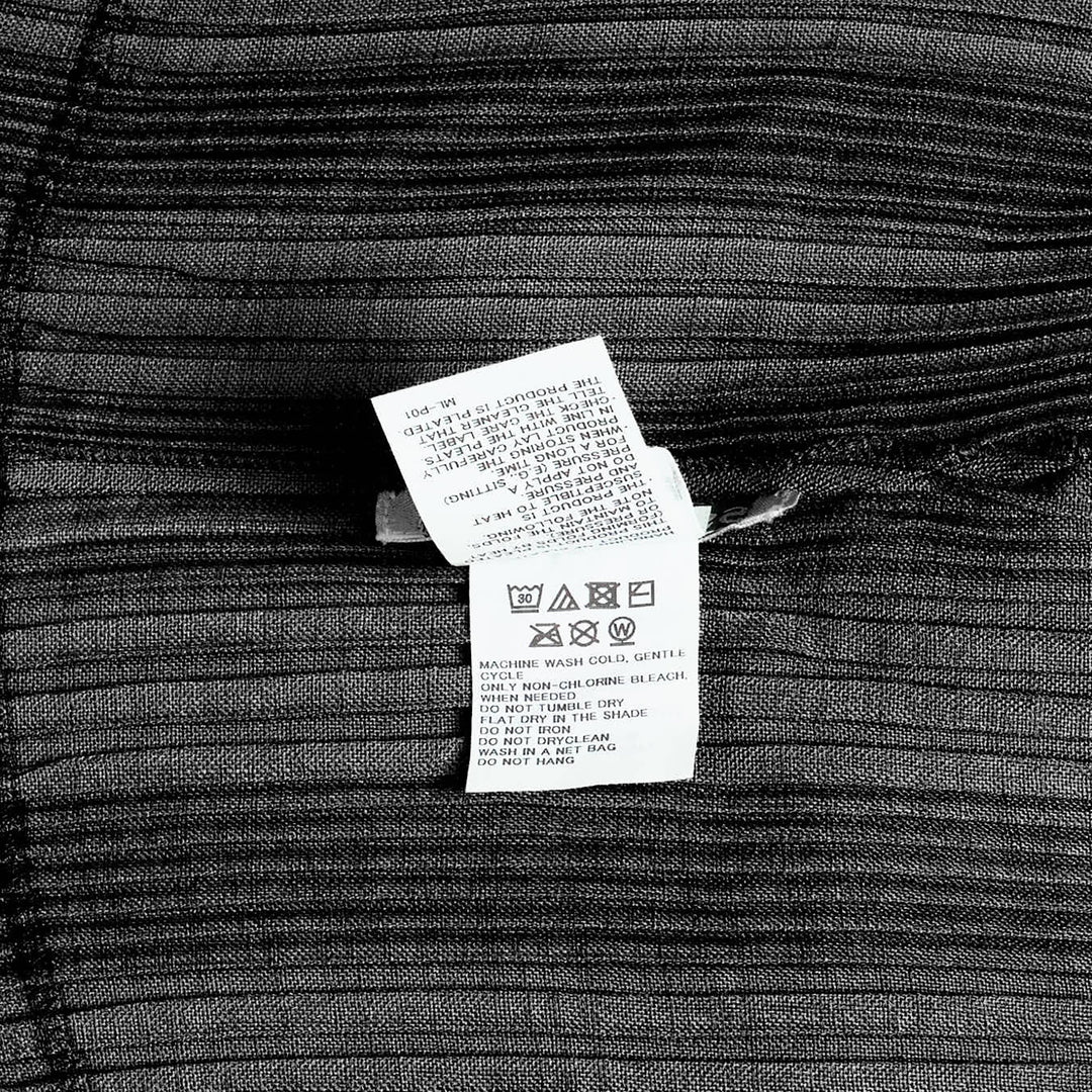 ISSEY MIYAKE Linen Like Rib Pleated Skirt – Available at Club 21, Official Retailer in Singapore, Malaysia & Thailand with Global Shipping Online