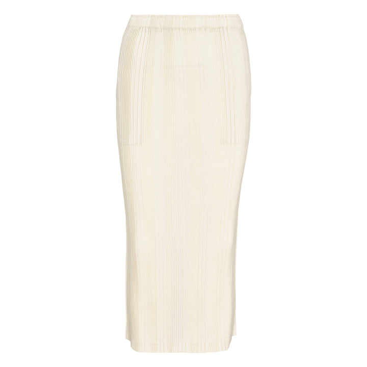 ISSEY MIYAKE Linen-Like Rib Pleated Skirt – Available at Club 21, Official Retailer in Singapore, Malaysia & Thailand with Global Shipping Online