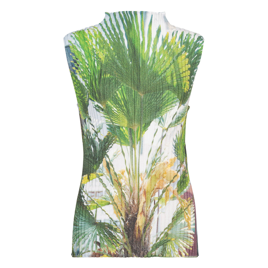 ISSEY MIYAKE Pleated Sleeveless Top – Available at Club 21, Official Retailer in Singapore, Malaysia & Thailand with Global Shipping Online