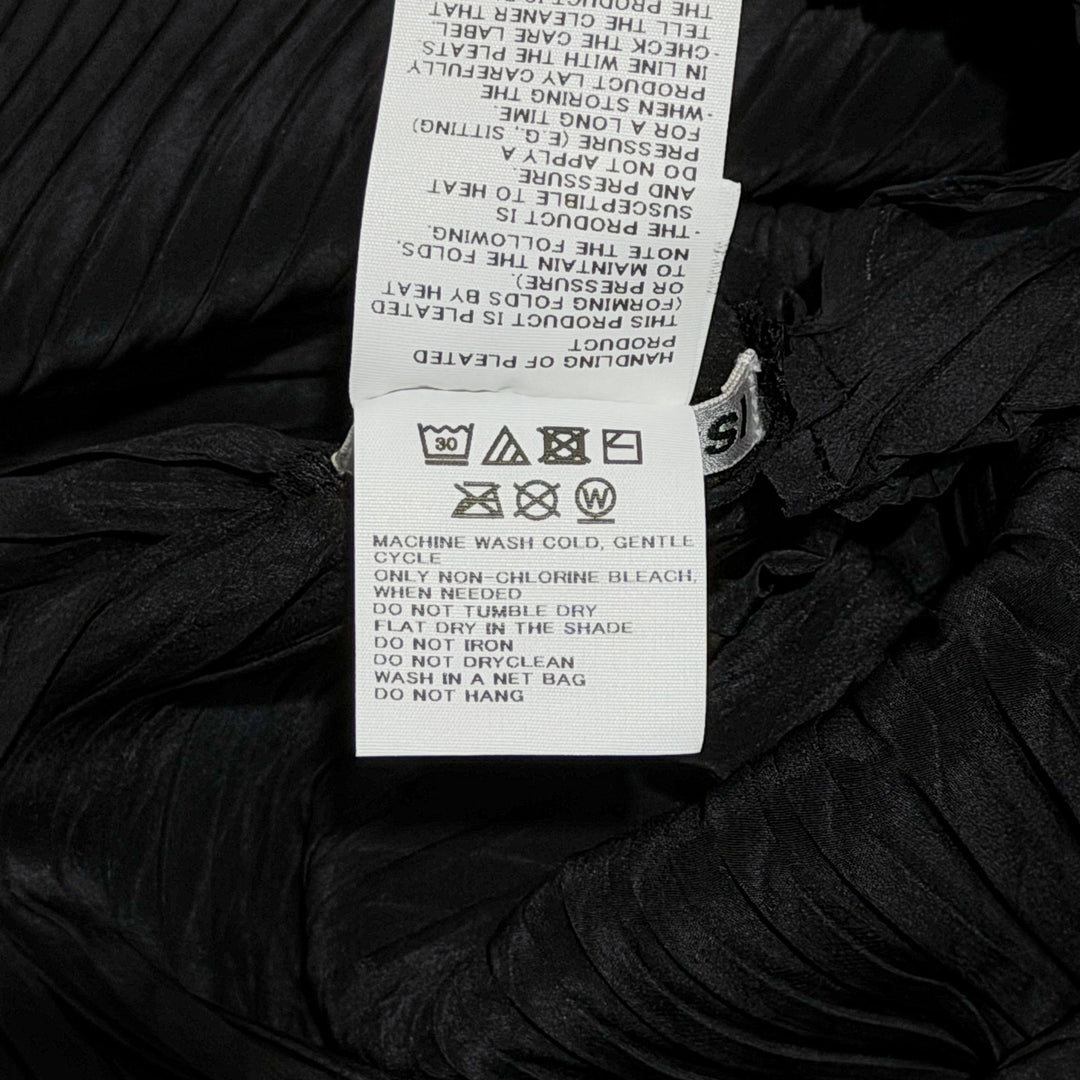 Plaster Pleats Solid Pleated Top