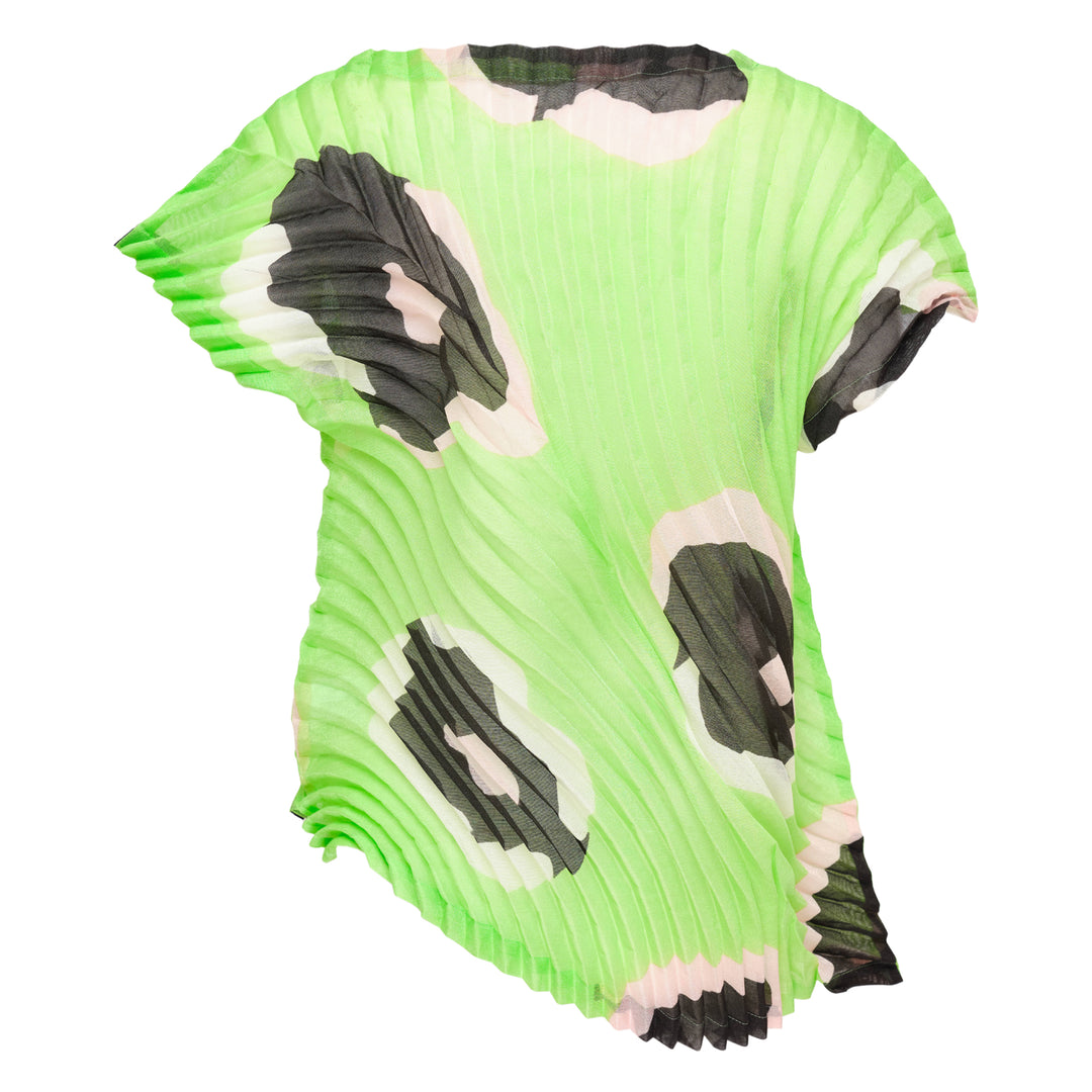 ISSEY MIYAKE Pleated Top – Available at Club 21, Official Retailer in Singapore, Malaysia & Thailand with Global Shipping Online
