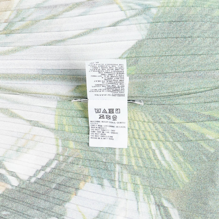 ISSEY MIYAKE Pleated Cardigan – Available at Club 21, Official Retailer in Singapore, Malaysia & Thailand with Global Shipping Online