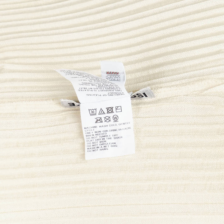 ISSEY MIYAKE Pleated Linen Cardigan – Available at Club 21, Official Retailer in Singapore, Malaysia & Thailand with Global Shipping Online