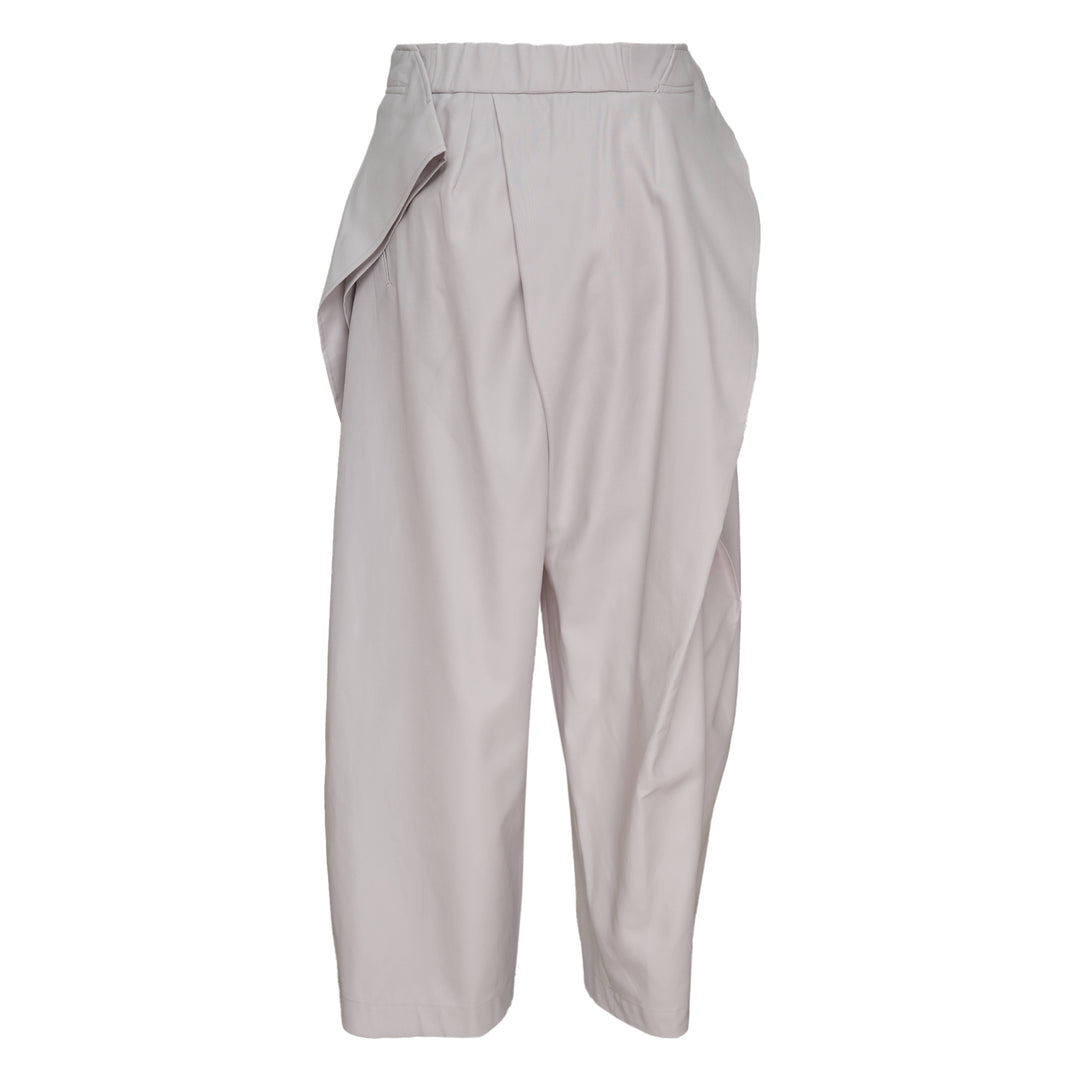 ISSEY MIYAKE Fluttering Woven Pants – Available at Club 21, Official Retailer in Singapore, Malaysia & Thailand with Global Shipping Online