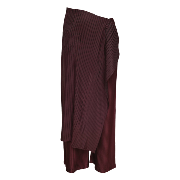 ISSEY MIYAKE Pleated On Pleats Pants – Available at Club 21, Official Retailer in Singapore, Malaysia & Thailand with Global Shipping Online