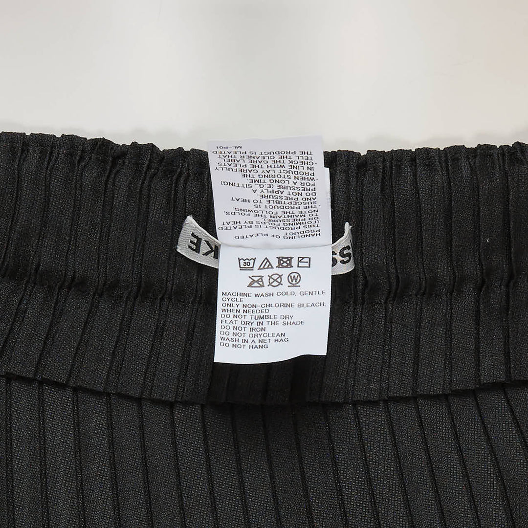 ISSEY MIYAKE Pleated On Pleats Skirt – Available at Club 21, Official Retailer in Singapore, Malaysia & Thailand with Global Shipping Online