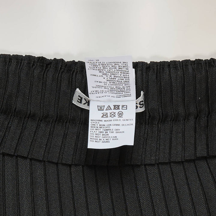 ISSEY MIYAKE Pleated On Pleats Skirt – Available at Club 21, Official Retailer in Singapore, Malaysia & Thailand with Global Shipping Online