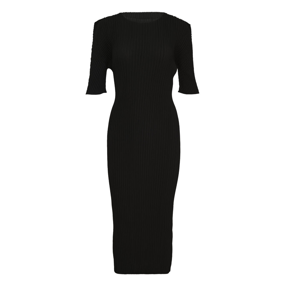 ISSEY MIYAKE Box Shoulder Pleated Dress – Available at Club 21, Official Retailer in Singapore, Malaysia & Thailand with Global Shipping Online