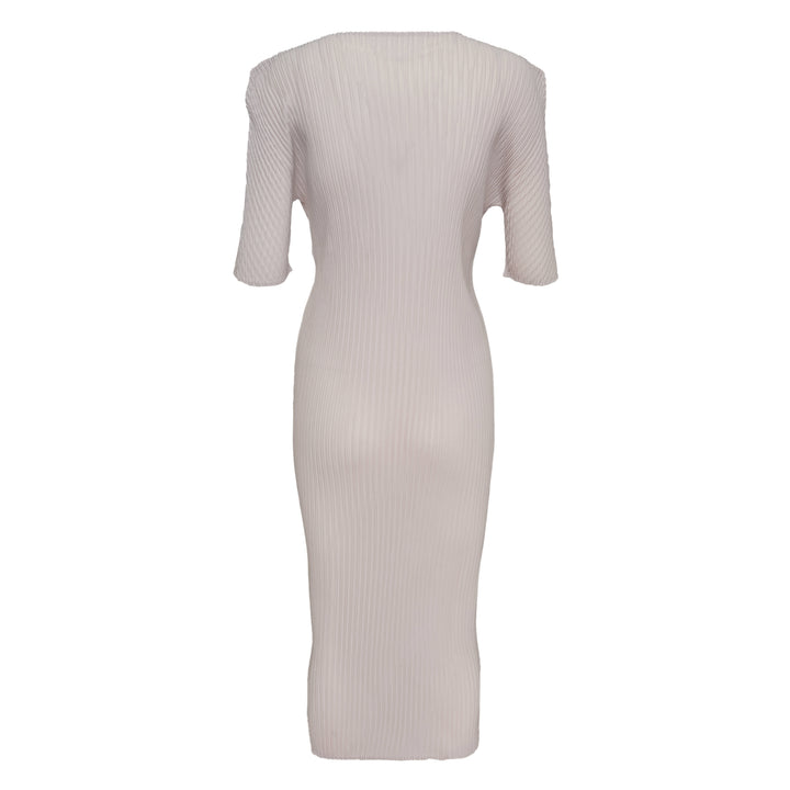 ISSEY MIYAKE Box Shoulder Pleated Dress – Available at Club 21, Official Retailer in Singapore, Malaysia & Thailand with Global Shipping Online