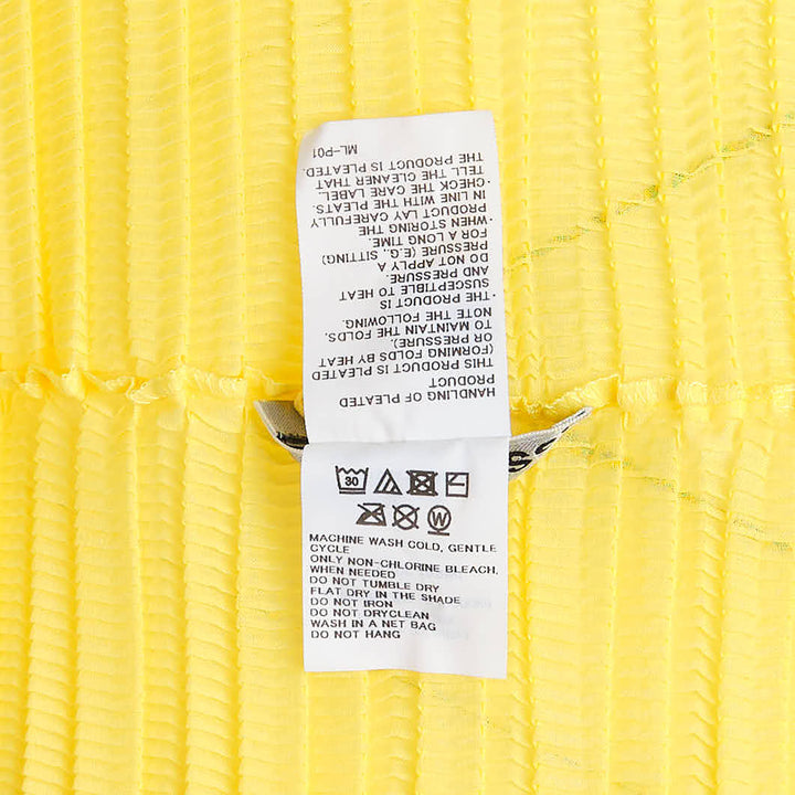 ISSEY MIYAKE Jiggly Pleated Cardigan – Available at Club 21, Official Retailer in Singapore, Malaysia & Thailand with Global Shipping Online