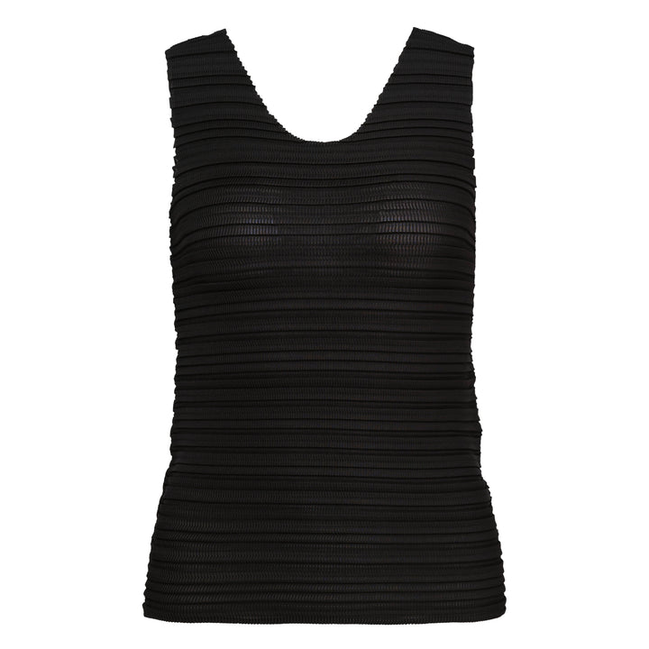 ISSEY MIYAKE Jiggly Pleated Top – Available at Club 21, Official Retailer in Singapore, Malaysia & Thailand with Global Shipping Online