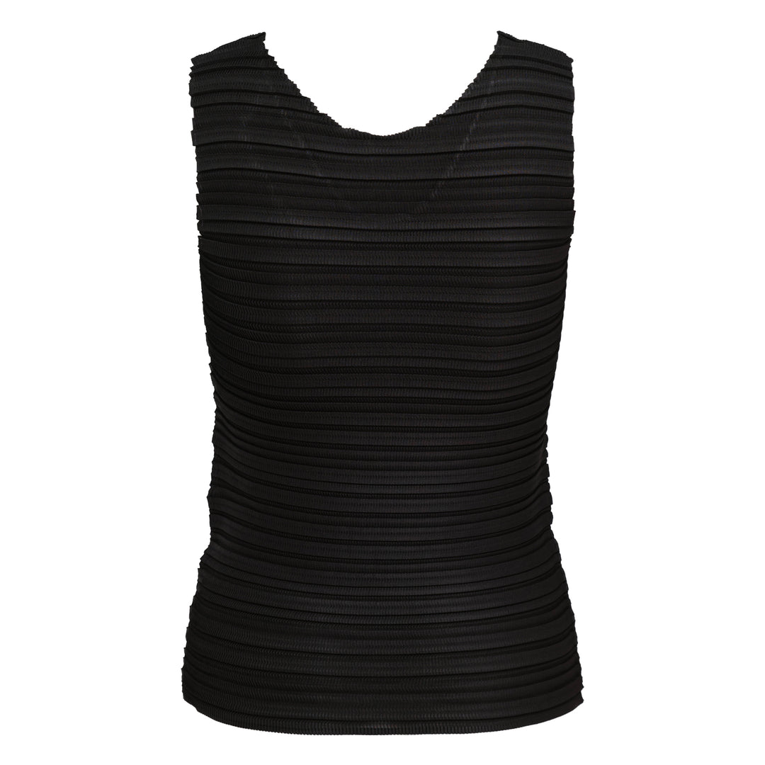 ISSEY MIYAKE Jiggly Pleated Top – Available at Club 21, Official Retailer in Singapore, Malaysia & Thailand with Global Shipping Online