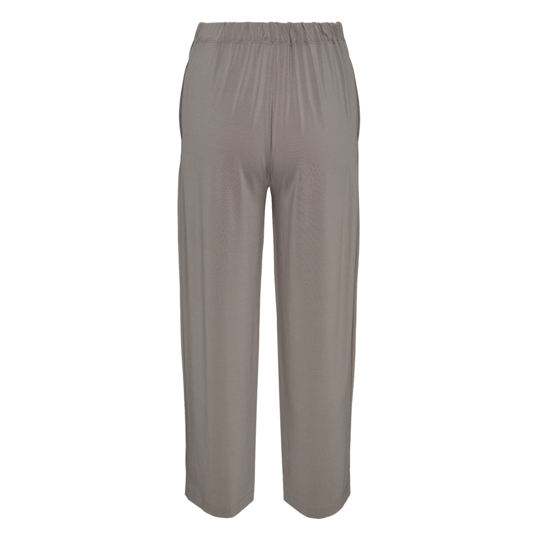 ISSEY MIYAKE Drape Jersey-66 Knit Pants – Available at Club 21, Official Retailer in Singapore, Malaysia & Thailand with Global Shipping Online