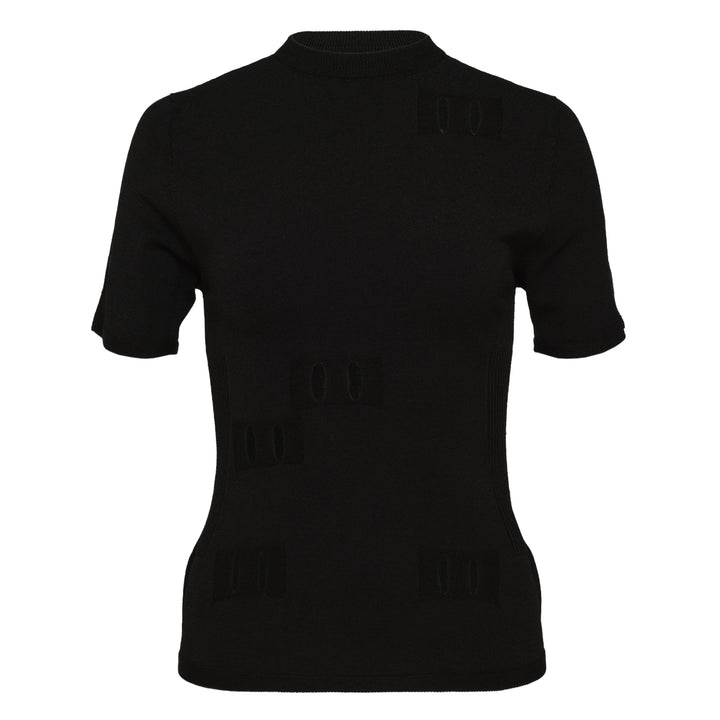ISSEY MIYAKE Belt Loop Knit Top – Available at Club 21, Official Retailer in Singapore, Malaysia & Thailand with Global Shipping Online