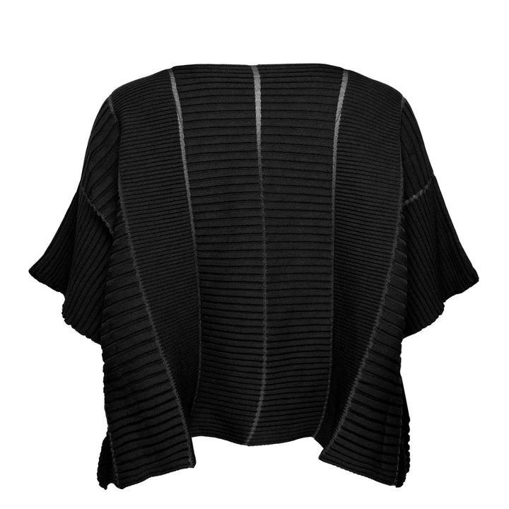 ISSEY MIYAKE Column Knit Cardigan – Available at Club 21, Official Retailer in Singapore, Malaysia & Thailand with Global Shipping Online