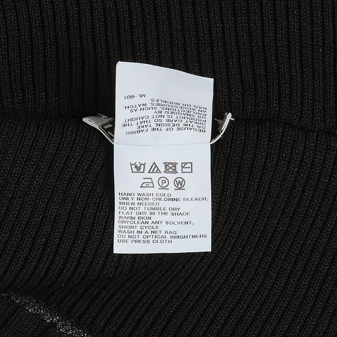 ISSEY MIYAKE Column Knit Cardigan – Available at Club 21, Official Retailer in Singapore, Malaysia & Thailand with Global Shipping Online